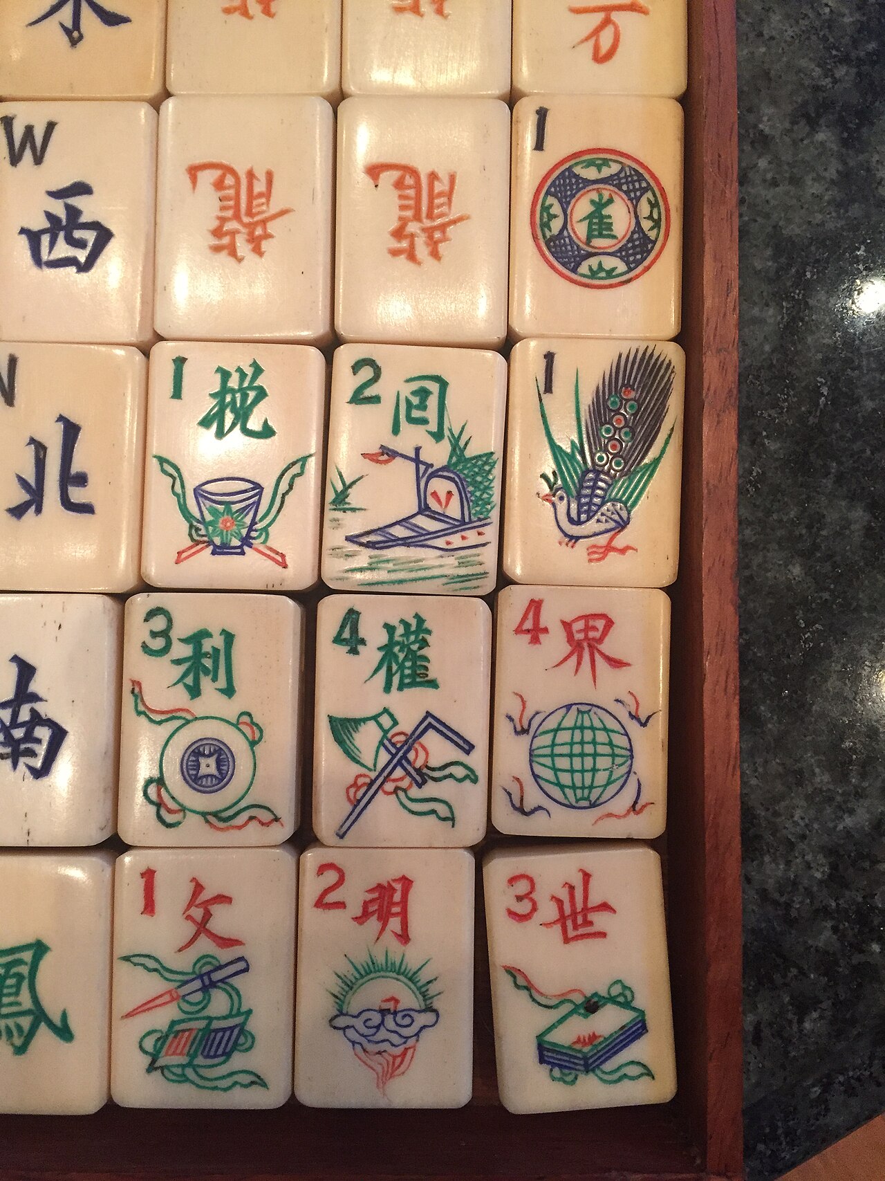 Flower tiles detail — bonus tiles that appear in Chinese and American inventories