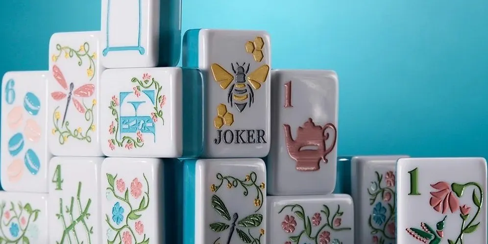 Garden Bee American Mah Jongg tiles — gold bee joker, dragonfly, and flowers on teal two-layer acrylic
